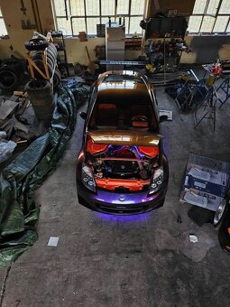 Nissan 350Z - 2