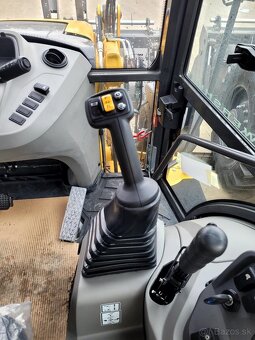 New holland b115 / 2025 joystic traktor bager - 2
