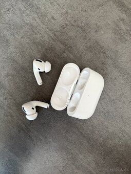 Predám Apple AirPods Pro 1. gen - originál + komplet balenie - 2
