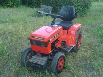 Kúpim malotraktor tz4k alebo mini 070 - 2