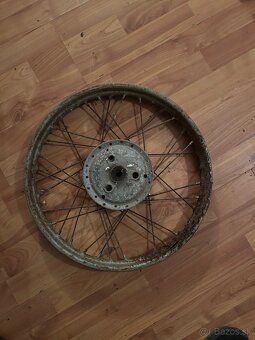 Predám náhradné diely na pionier - 2