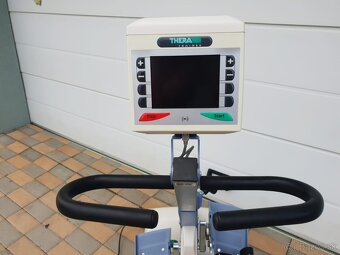 rehabilitačný bicykel na nohy pre ZTP vozičkarov Cz-Jazyk - 2