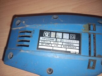 Predám nefunkčnú vrtačku Narex - 2