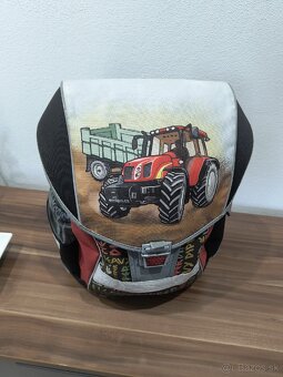 Predám školskú tašku traktorovu - 2