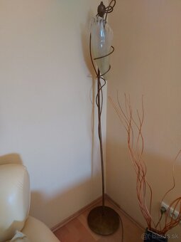 Predám 2 ks stropné lustre a 1ks tieniaca lampa - 2