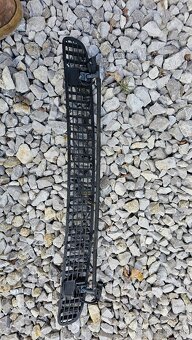 Bmw e46 horná mriežka kapoty - 2