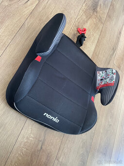 Podsedák i isofix - 2