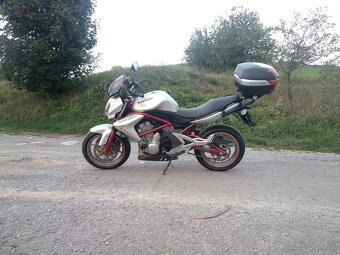 Predám Kawasaki ER-6n, r. v. 2006 - 2