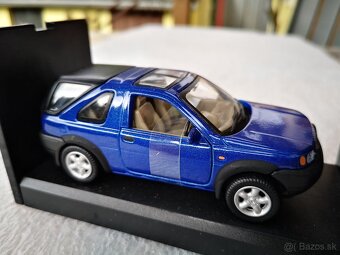 Predám zberateľský model auta Land Rover Freelander, 1:43 - 2