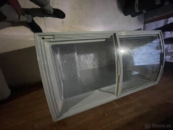 Presklený mraziaci box - 2