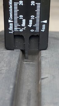 235/35 R19 letné pneu - 2