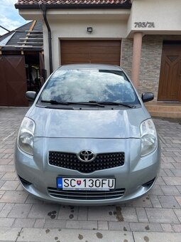 Toyota Yaris 1.3 VVT-I Terra - 2