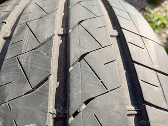 Predam 2ks pneu 225/65/r16C letne Bridgestone - 2