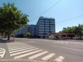 Kancelárske priestory v APOLLO NIVY, Prievozská, BAII - 2