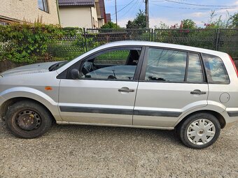 Ford Fusion - 2
