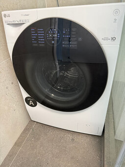LG Kombinovaná práčka so sušičkou - 2