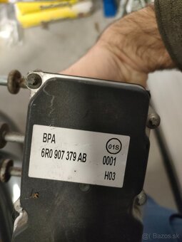ABS kocka 6R0907379AB - 2