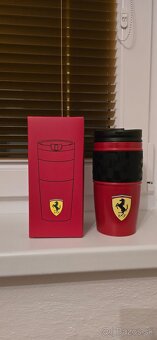 Termohrnček Ferrari - 2