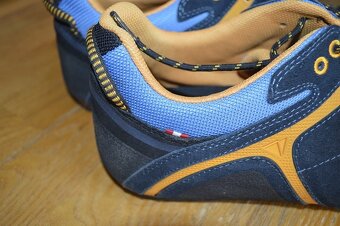 predam skoro nove turisticke topanky DACHSTEIN - 2