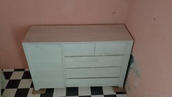 Predám komodu +polička k nej .angel série - 2