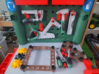Bosch stolík - 2