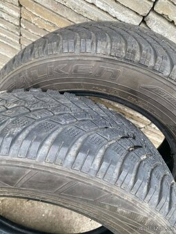 Zimné pneumatiky  215/60 r16 - 2