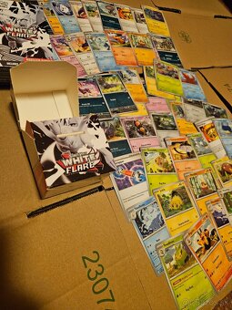 Pokemon scarlet&violet 50 kusov plus - 2