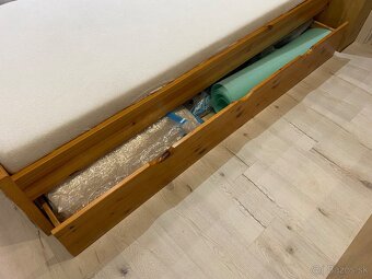 Posteľ s matracom 90x200 - 2