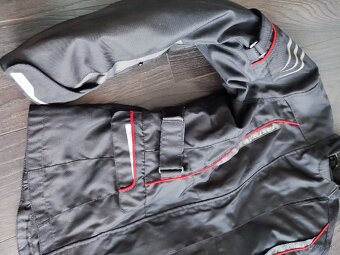 Dámska bunda veľ.40 ako nová - 2