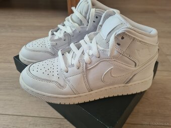 Nike Air Jordan 1 - 2