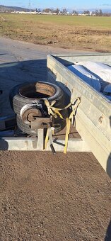 Prívesný vozík dvojnápravový - 2