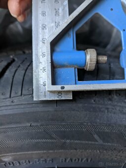 Pneumatiky Maxxis Bravo HPM3 215/55 R17 M+S - 2