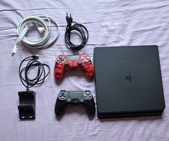 Ps4 slim 1000gb verzia - 2