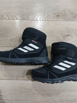 Adidas cizmy,velkost 33 - 2