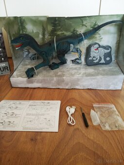 Dinosaurus na diaľkové - 2
