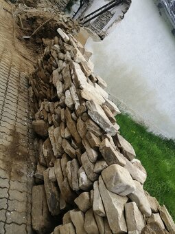 Pieskovec - 2