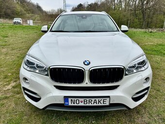Predám BMW X6, MAX multimedia, r.v.2016 - 2
