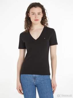 Tommy hilfiger slim fit nenosené tričko - 2