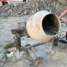 Miešačka na betón - 2