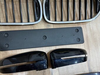 BMW G30/G31 kryty spätných zrkadiel + držiak poznáv. značky - 2