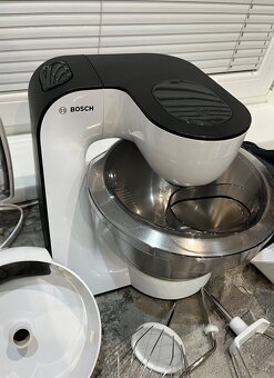Kuchynský robot Bosch MUM 52131 700W - 2