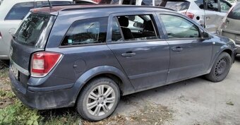 Opel Astra H 1.7 CDTI predám NARAZNÍK, MOTOR, TRYSKY 0445110 - 2