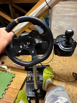 Logitech herný volant - 2