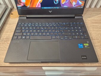 HP Victus 15-fa0021nc - 2