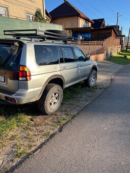 Mitshubishi Pajero sport - 2