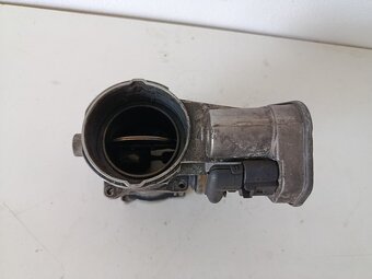 skrtiaca klapka vw touareg 07z128070g 50€ - 2