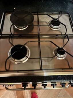 Plynový sporák - 2