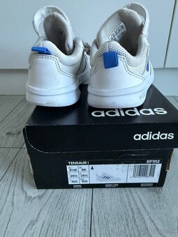Tenisky Adidas 25.5 - 2
