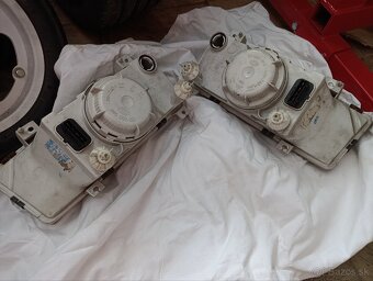 Predám predné svetlá škoda Felicia 1.3 1.6 1.9D - 2