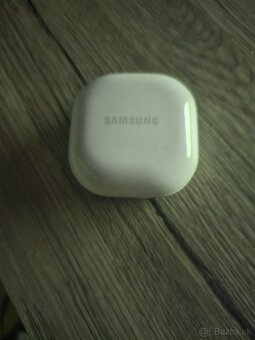 Samsung Galaxy Buds2 SM-R177NZW, Čierne
- 2